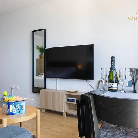 Apartamento El Miramar Apartment *